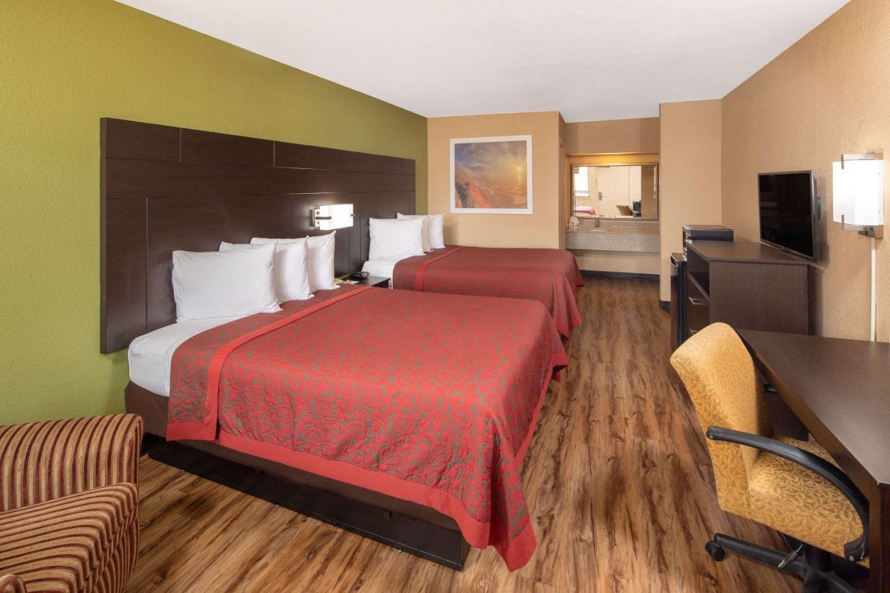 Days Inn By Wyndham Tupelo Exteriér fotografie
